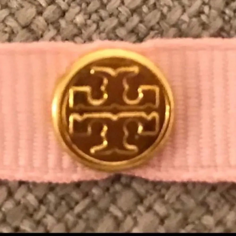 TORY Burch Love Relentlessly Ribbon Bracelet !